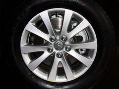 2013款 2.0L 自动 尊享型