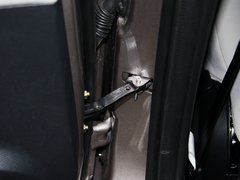 2013款 1.6L 手动 三厢冠军版
