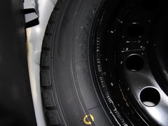 2013款 1.6L 手动 三厢冠军版