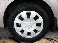 2013款 1.6L 手动 三厢冠军版