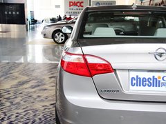 2013款 1.6L 手动 三厢冠军版
