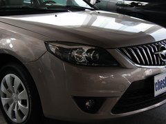 2013款 1.6L 手动 三厢冠军版