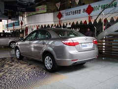 2013款 1.6L 手动 三厢冠军版