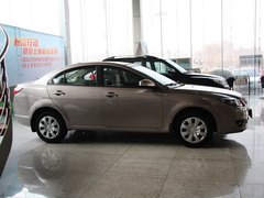2013款 1.6L 手动 三厢冠军版