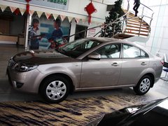 2013款 1.6L 手动 三厢冠军版