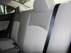 2013款 1.6L 手动 三厢冠军版