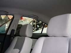 2013款 1.6L 手动 三厢冠军版