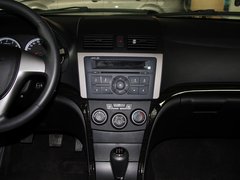 2013款 1.6L 手动 三厢冠军版