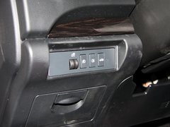 2013款 1.6L 手动 三厢冠军版