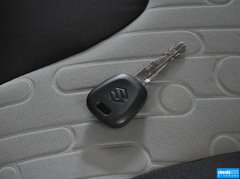 2013款 1.0L 手动 实用型