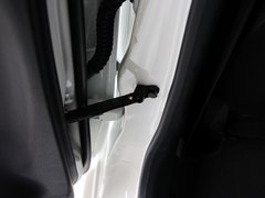 2013款 1.0L 手动 舒适型