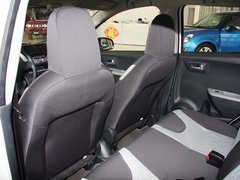 2013款 1.0L 手动 舒适型