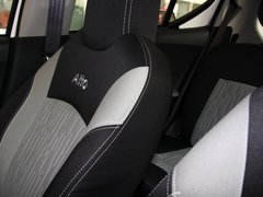 2013款 1.0L 手动 舒适型