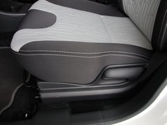 2013款 1.0L 手动 舒适型