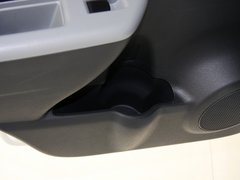 2013款 1.0L 手动 舒适型
