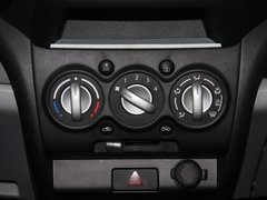 2013款 1.0L 手动 舒适型