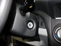 2013款 1.0L 手动 舒适型