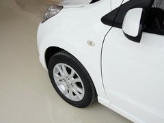 2013款 1.0L 手动 舒适型