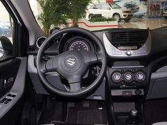 2013款 1.0L 手动 舒适型