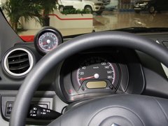 2013款 1.0L 手动 舒适型