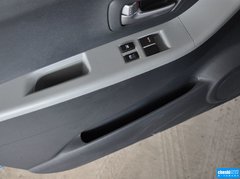 2013款 1.0L 手动 舒适型