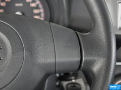 2013款 1.0L 手动 舒适型