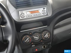 2013款 1.0L 手动 舒适型