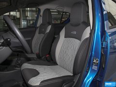 2013款 1.0L 手动 舒适型