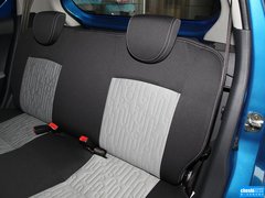 2013款 1.0L 手动 舒适型