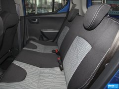 2013款 1.0L 手动 舒适型