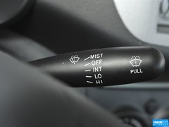 2013款 1.0L 手动 舒适型