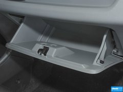 2013款 1.0L 手动 舒适型