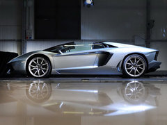 2013款  LP 700-4 Roadster