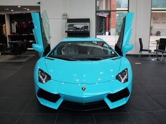 2013款  LP 700-4 Roadster