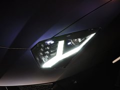 Aventador 2013款  LP 700-4 Roadster