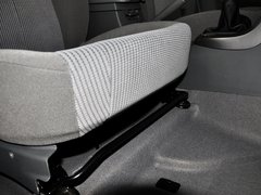 2013款 1.5L 手动 三厢 进取型
