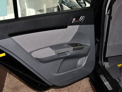 2013款 1.5L 手动 三厢 进取型