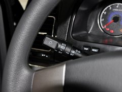 2013款 1.5L 手动 三厢 进取型