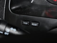 2013款 1.5L 手动 三厢 进取型