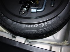 2013款 1.5L 手动 三厢 精英型