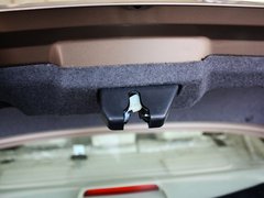 2013款 1.5L 手动 三厢 精英型