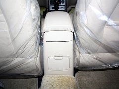 2013款 1.5L 手动 三厢 精英型