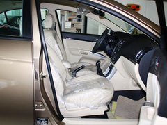 2013款 1.5L 手动 三厢 精英型