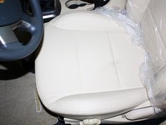2013款 1.5L 手动 三厢 精英型