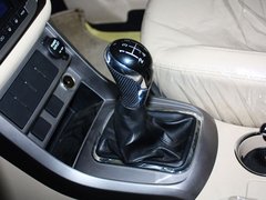 2013款 1.5L 手动 三厢 精英型