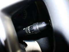 2013款 1.5L 手动 三厢 精英型