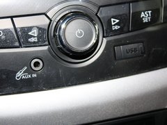 2013款 1.5L 手动 三厢 精英型