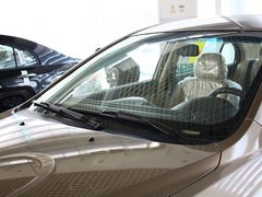 2013款 1.5L 手动 三厢 精英型