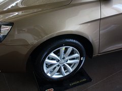 2013款 1.5L 手动 三厢 精英型