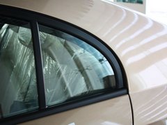 2013款 1.5L 手动 三厢 精英型